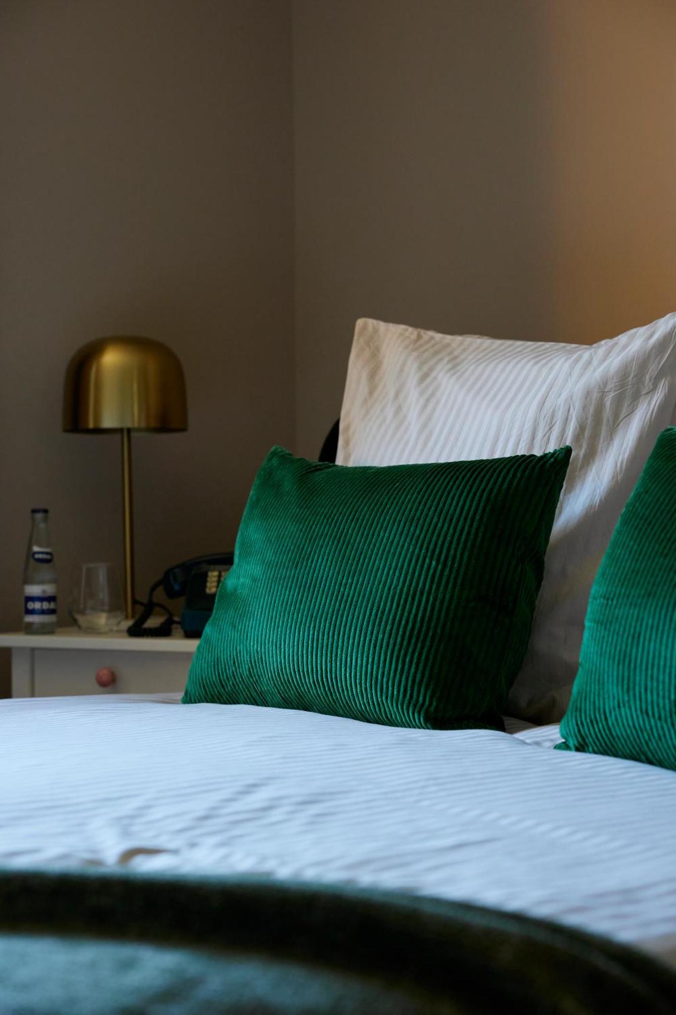 Le Sommelier Bed & Breakfast Bailleul  Bagian luar foto