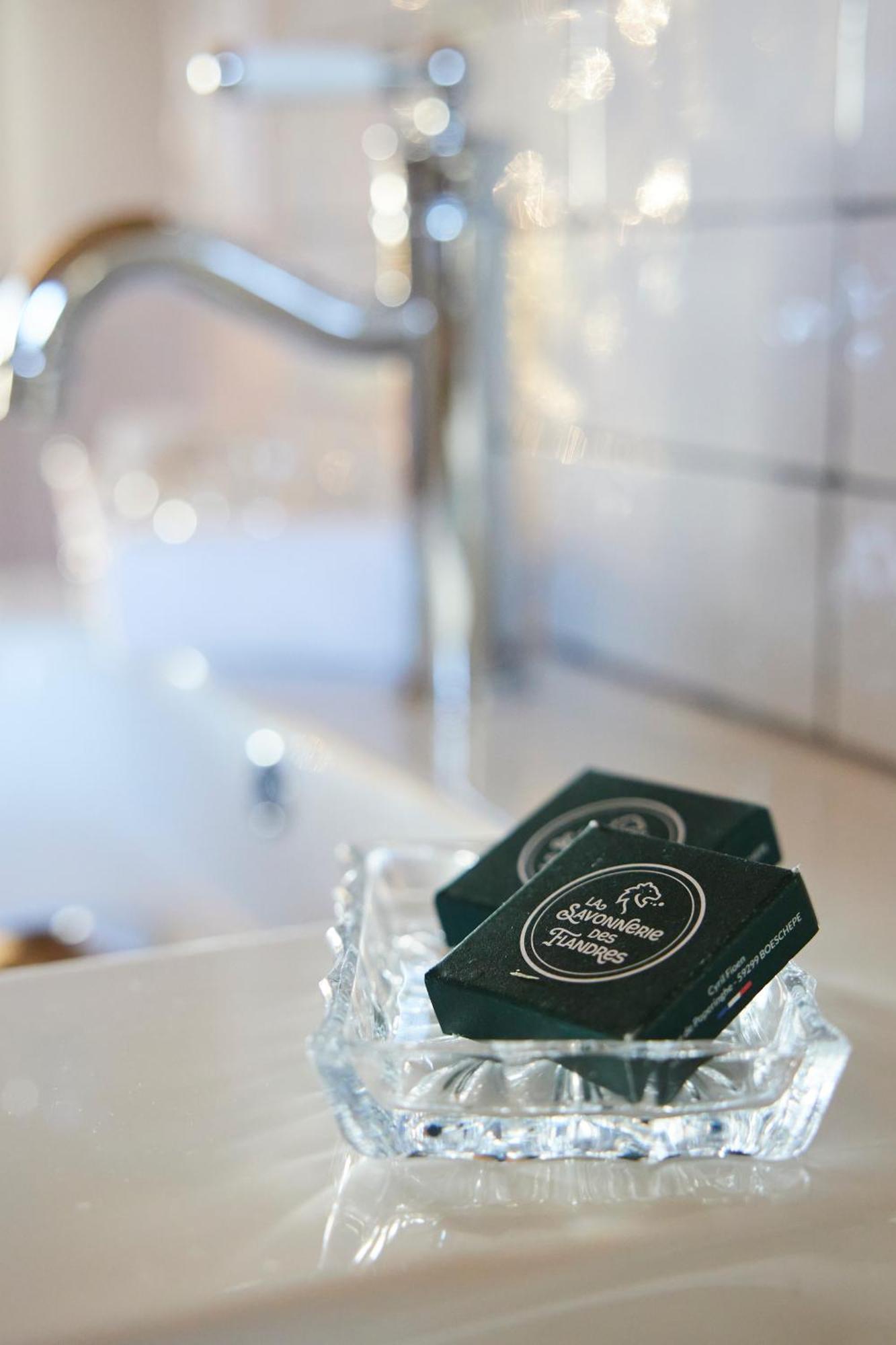 Le Sommelier Bed & Breakfast Bailleul  Bagian luar foto